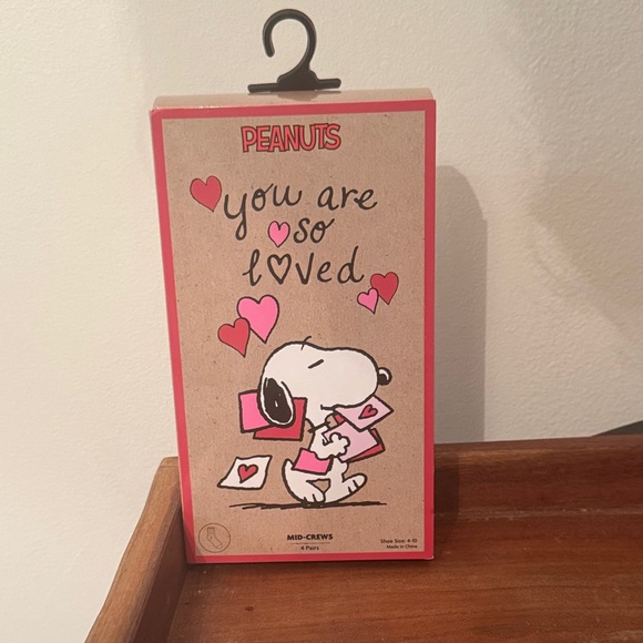Peanuts Other - NWT Peanuts Childrens’ Socks